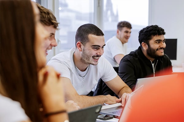 Classroom_Laptop_Smiling_300x200