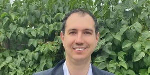 Enrique_Cacicedo_y6ux3c