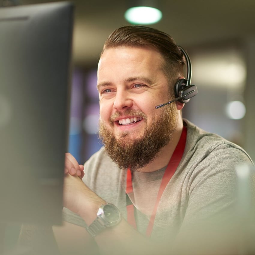 mortgage adviser providing excellent customer service-U71