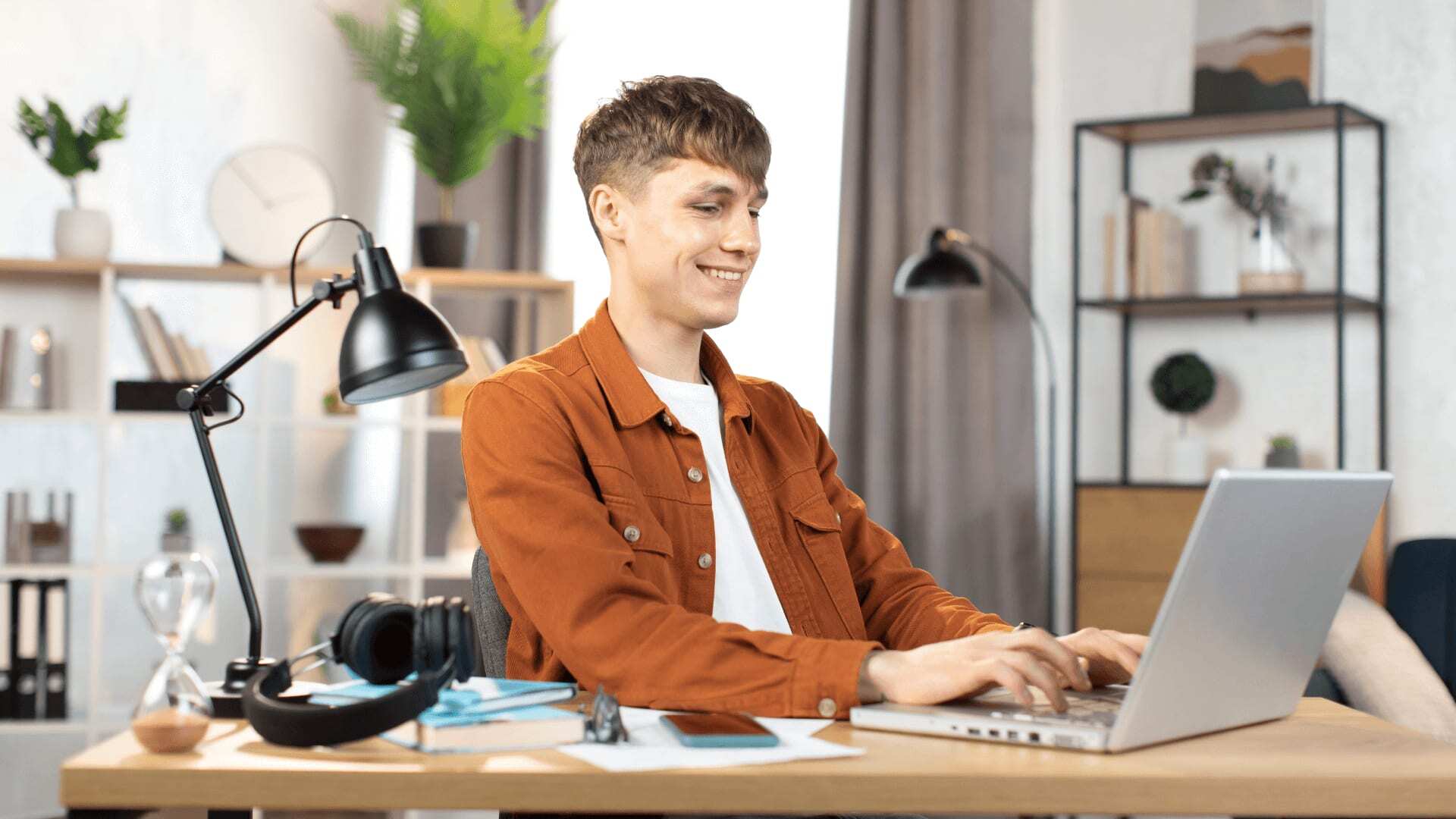 media-image-benefits-of-distance-learning