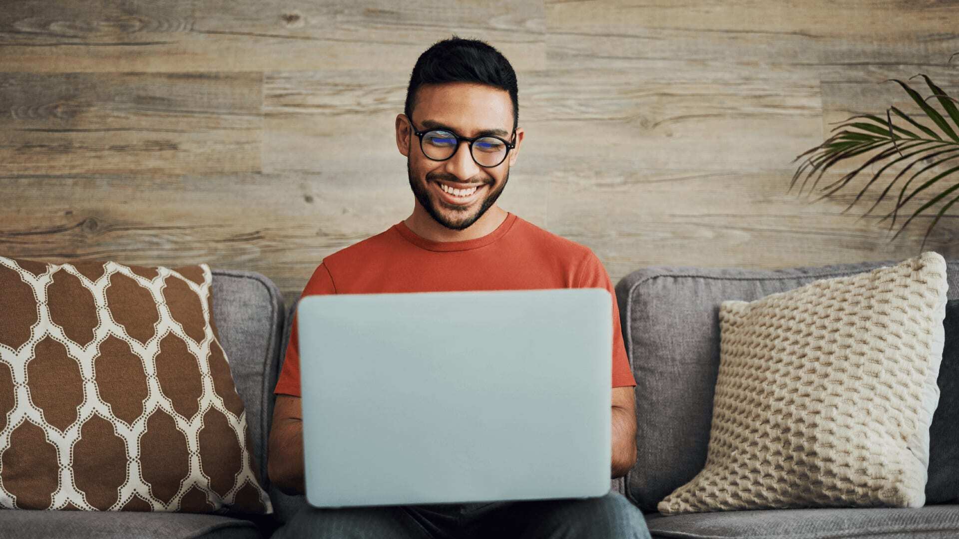 Software developer using functional programming to create working software for a new app.