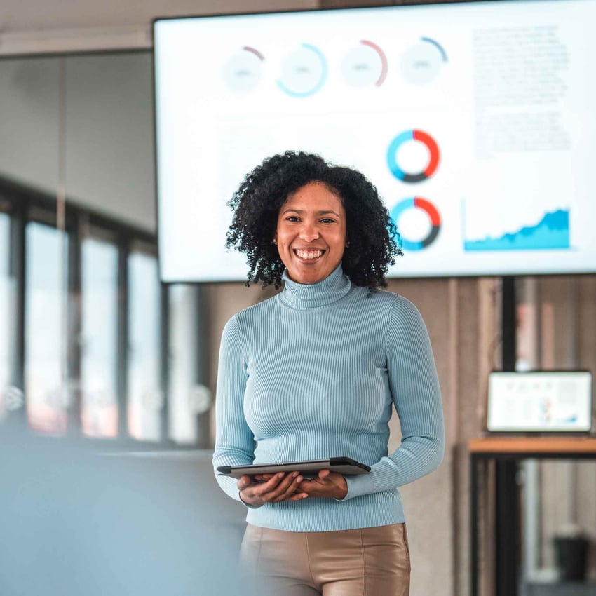 Business intelligence and data analytics team meeting with data science specialists to brief in new machine learning algorithms.