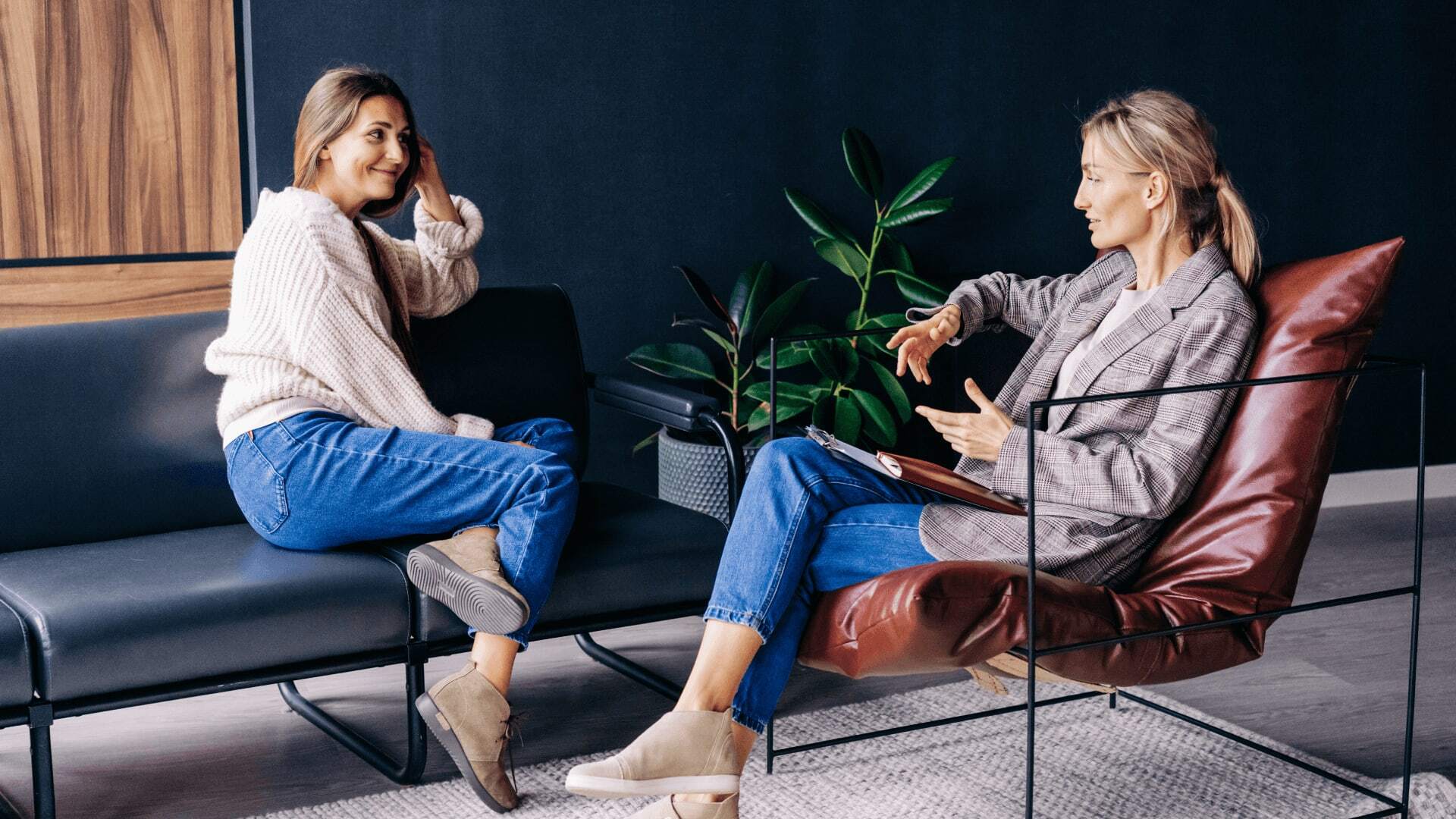 media-image-business-intelligence-jobs-2-LIBF-1369377354