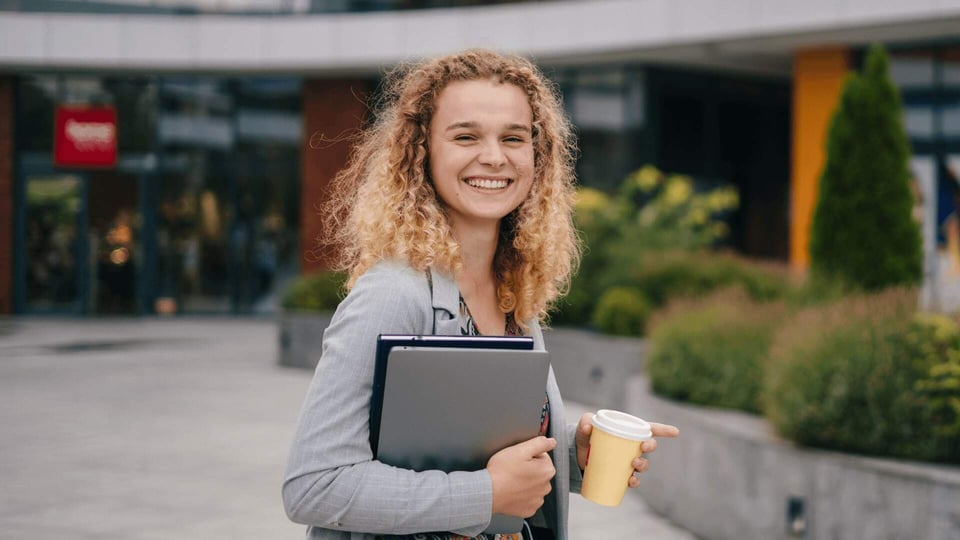 What Is An MBA? MBA Types, Curriculum & Considerations | Walbrook
