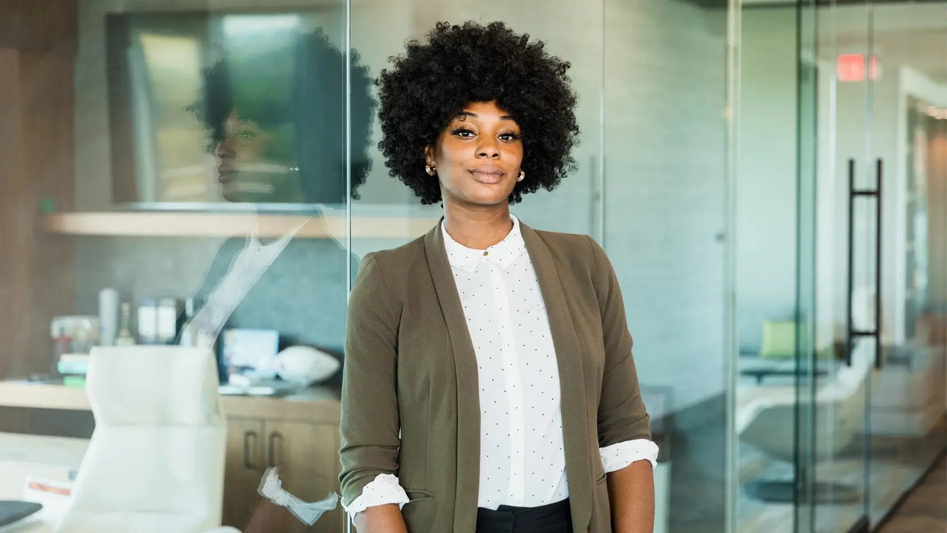 media-image-business-management-careers_Walbrook_a9aqpx