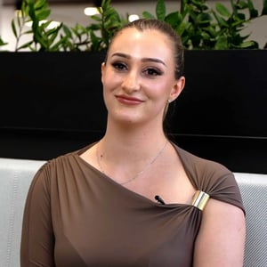 testimonial-image-Aleksandra-Anastasova-1920x1920_llipid-1